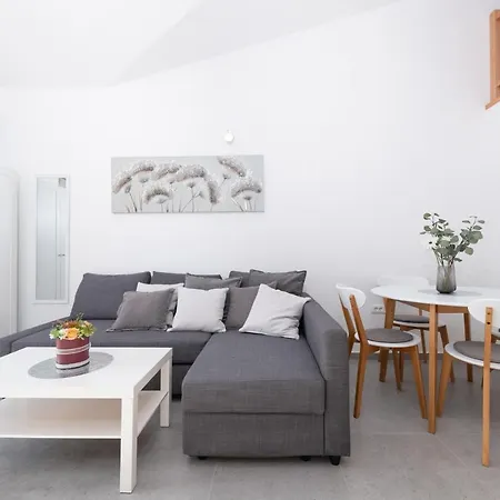 Matea Apartment *
